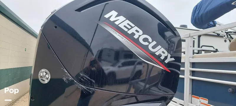 Slide: The Image of Sun Tracker Sportfish 22 DXL 2021 - 13681654