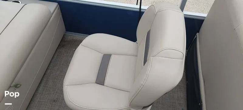 Slide: The Image of Sun Tracker Sportfish 22 DXL 2021 - 13681717