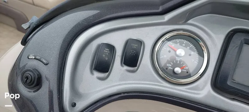 Slide: The Image of Tachometer - 13681742