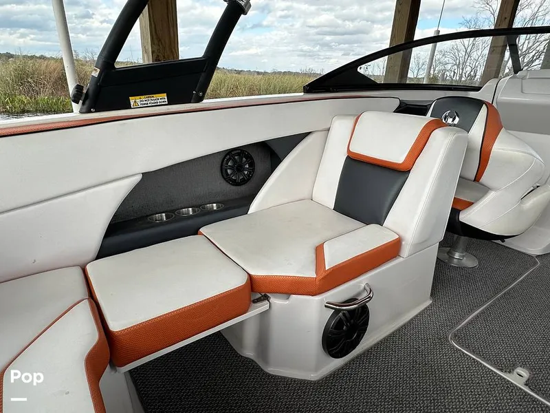 Slide: The Image of Scarab 255 Impulse 2016 - 13827747