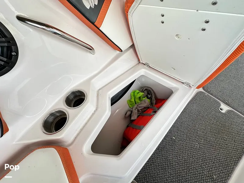 Slide: The Image of Scarab 255 Impulse 2016 - 13827773