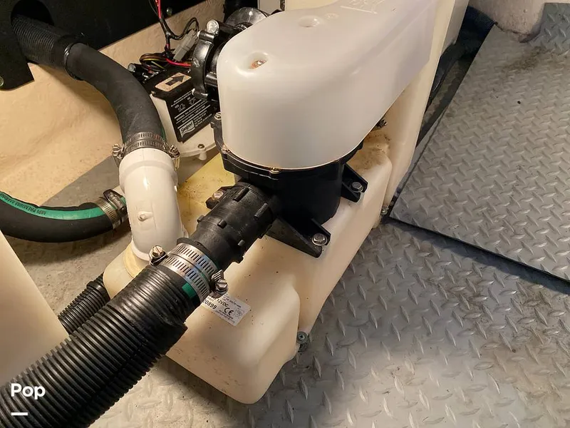 Slide: The Image of Sea Ray 290 Sun Sport 2005 - 13770967