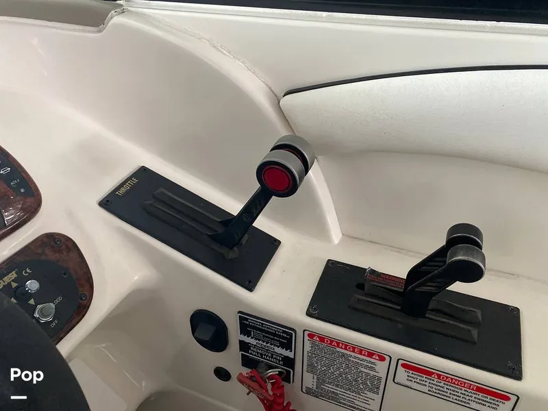 Slide: The Image of Sea Ray 290 Sun Sport 2005 - 13770807