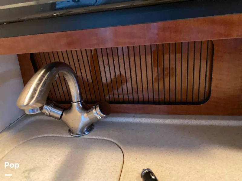 Slide: The Image of Sea Ray 290 Sun Sport 2005 - 13770828