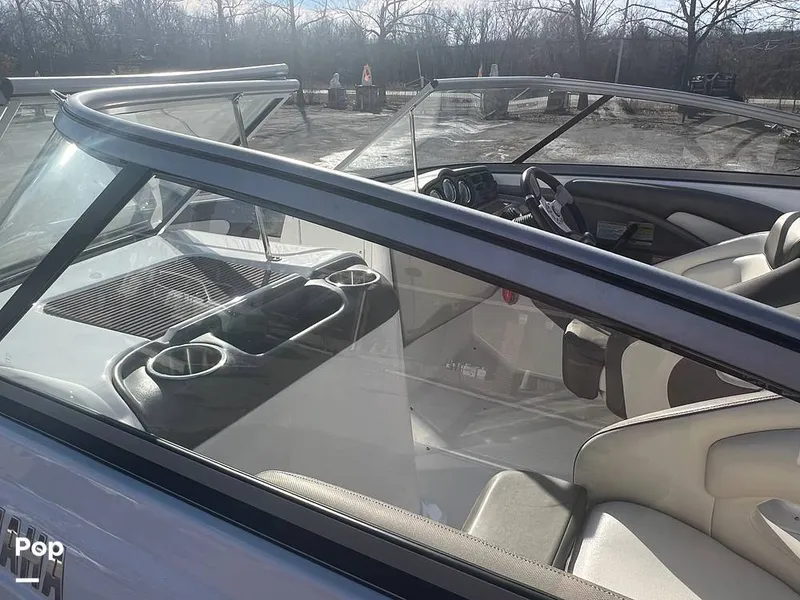 Slide: The Image of Walk Through Windsheild - 13756367