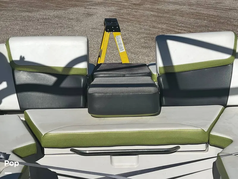 Slide: The Image of Scarab 215 HO Impulse 2015 - 13780068