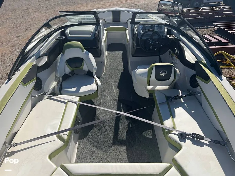 Slide: The Image of Scarab 215 HO Impulse 2015 - 13780129