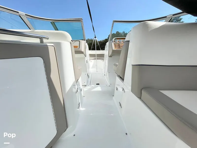 Slide: The Image of Windshield - Walk Through - 13842293