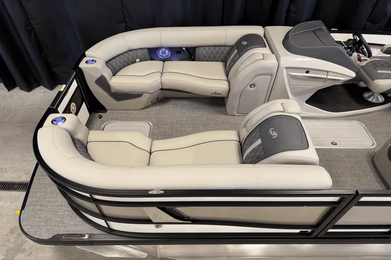 Slide: The Image of Barletta LUSSO23U 2025 - 12