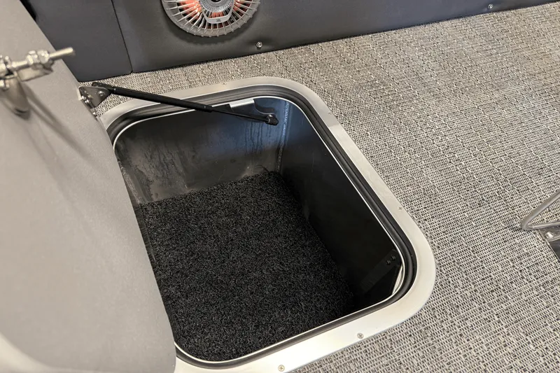 Slide: The Image of Barletta LUSSO23U 2025 - 16