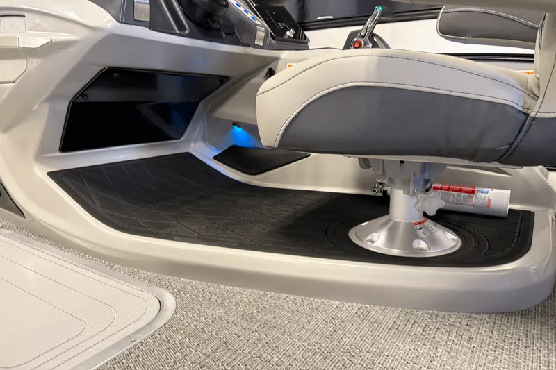 Slide: The Image of Barletta LUSSO23U 2025 - 64