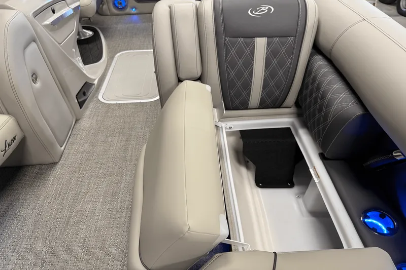 Slide: The Image of Barletta LUSSO23U 2025 - 87