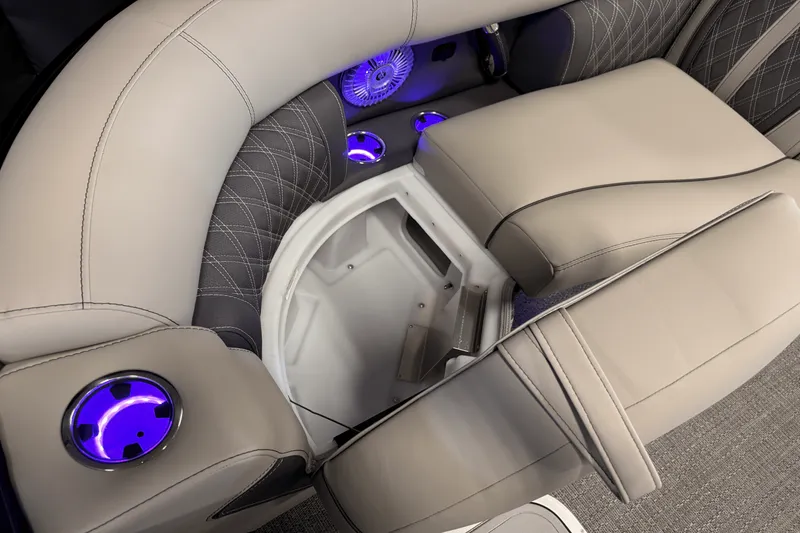 Slide: The Image of Barletta LUSSO23U 2025 - 92