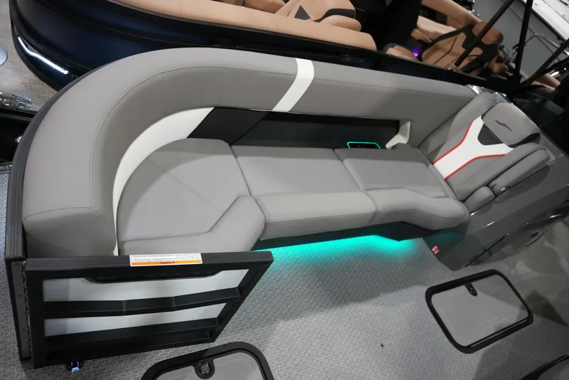 Slide: The Image of Evotti 725CS 2026 - 4
