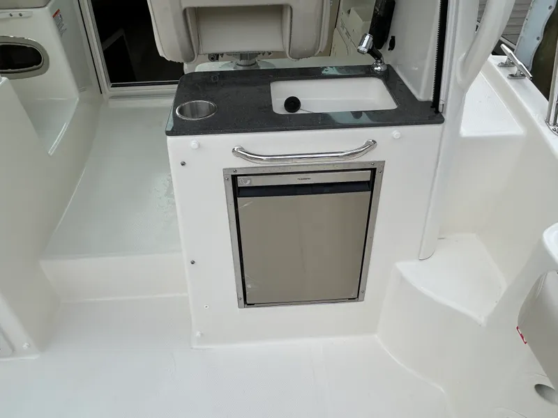 Slide: The Image of Boston Whaler 285 Conquest 2026 - 11