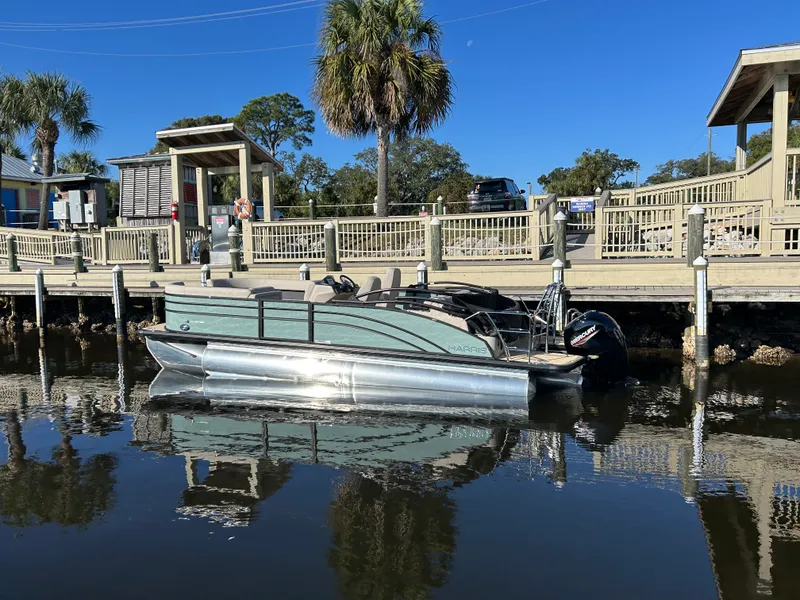 Slide: The Image of Harris Cruiser 230 2026 - 4