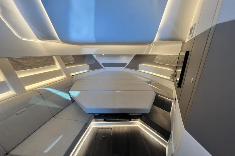 Slide: The Image of Sea Ray Sundancer 370 Outboard 2024 - 25