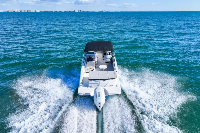 Slide: The Image of Sea Ray SPX 230 Outboard 2025 - 24