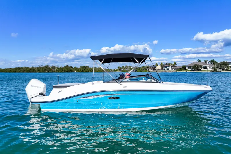 Slide: The Image of Sea Ray SPX 230 Outboard 2025 - 6