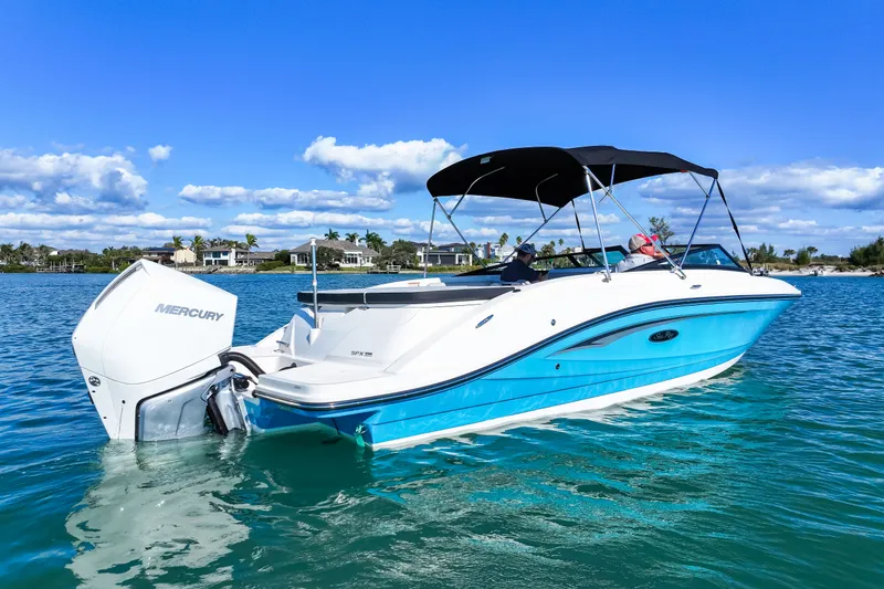 Slide: The Image of Sea Ray SPX 230 Outboard 2025 - 7