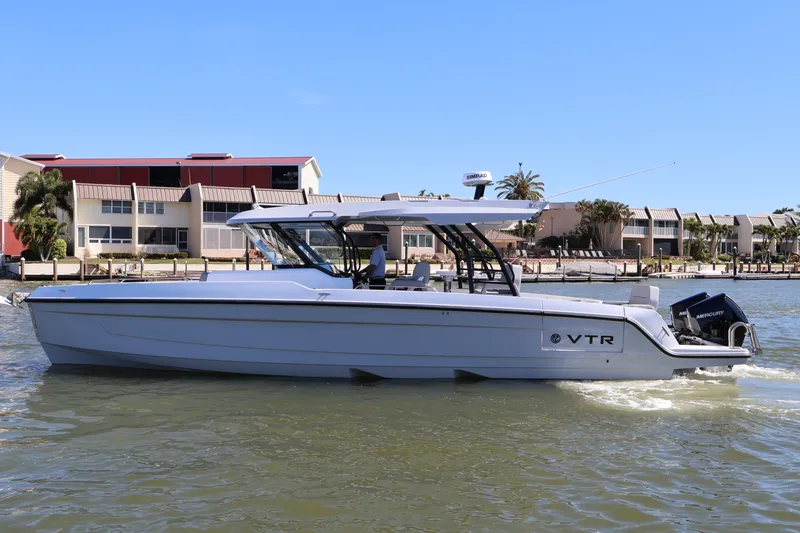 The Image of Cruisers 38 VTR 2026 - 0