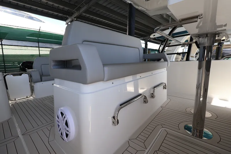 Slide: The Image of Cruisers 38 VTR 2026 - 24