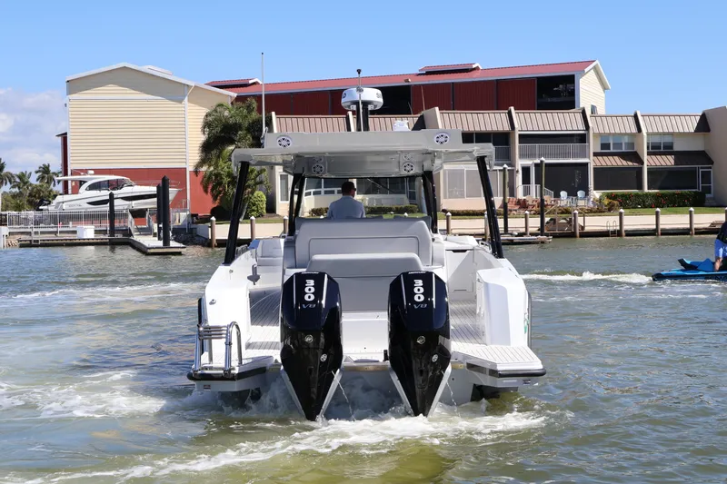 Slide: The Image of Cruisers 38 VTR 2026 - 9