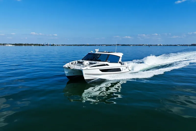 Slide: The Image of Aquila 36 2020 - 16