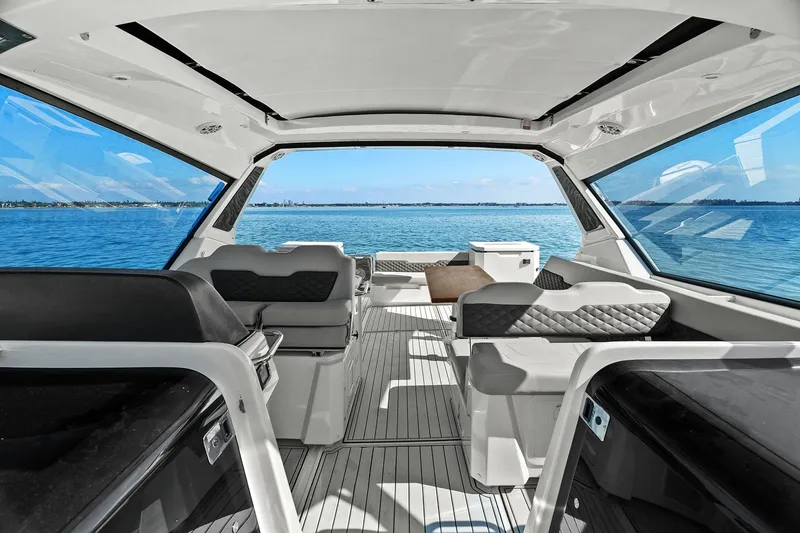 Slide: The Image of Aquila 36 2020 - 37