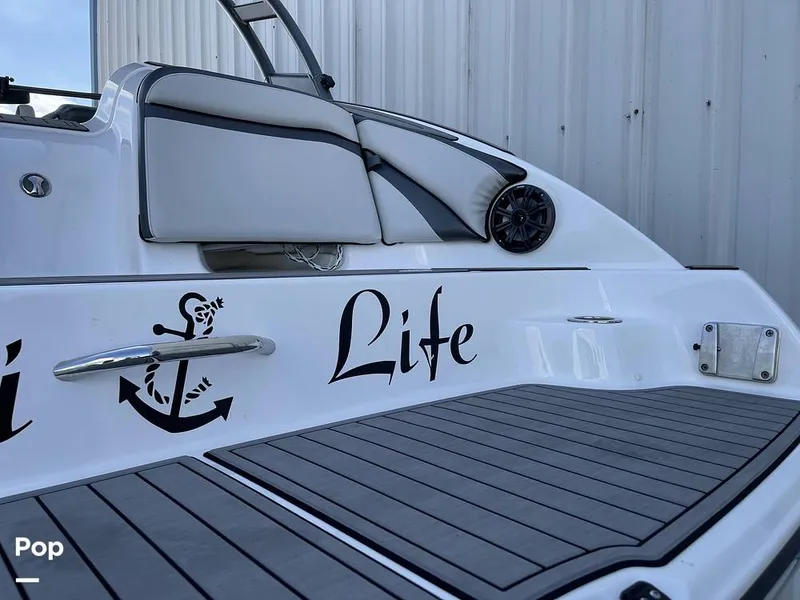 Slide: The Image of Yamaha AR 240 2018 - 13668106