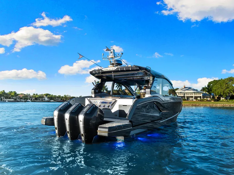 Slide: The Image of Galeon 375 GTO 2024 - 11