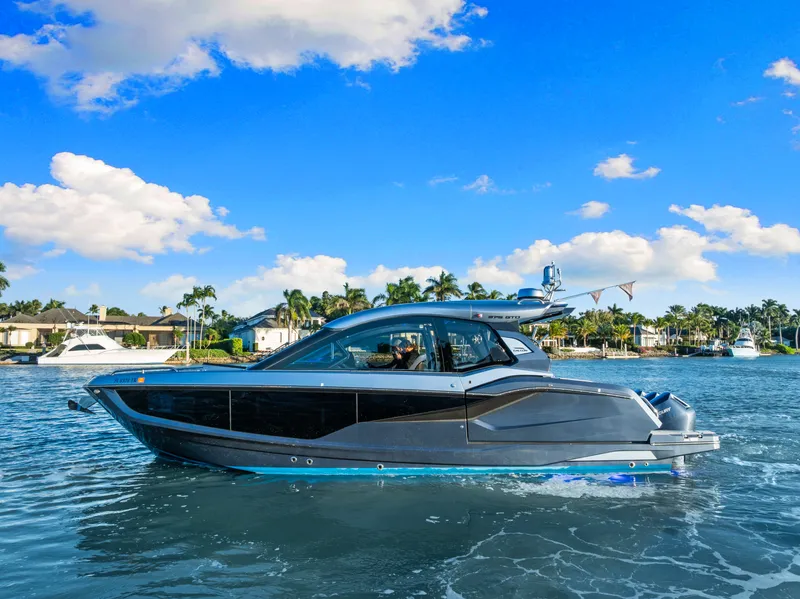 Slide: The Image of Galeon 375 GTO 2024 - 19