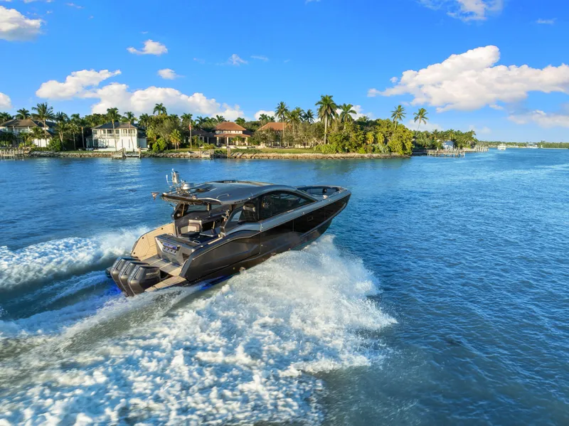 Slide: The Image of Galeon 375 GTO 2024 - 2