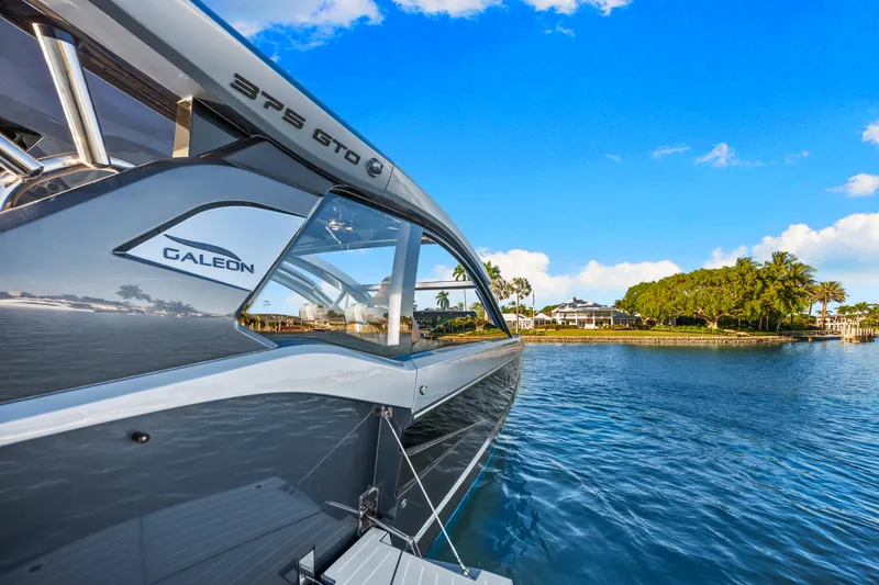 Slide: The Image of Galeon 375 GTO 2024 - 20