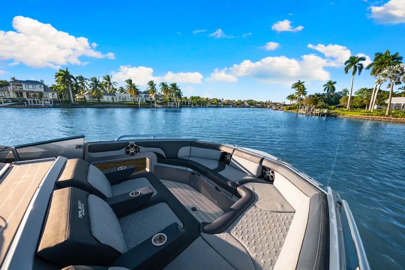 Slide: The Image of Galeon 375 GTO 2024 - 43