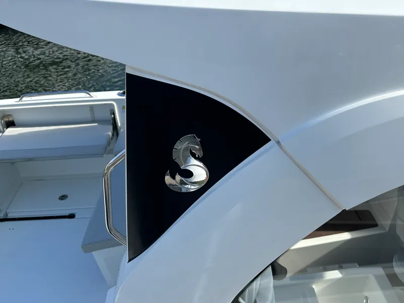 Slide: The Image of Beneteau ANTARES 8 2023 - 22