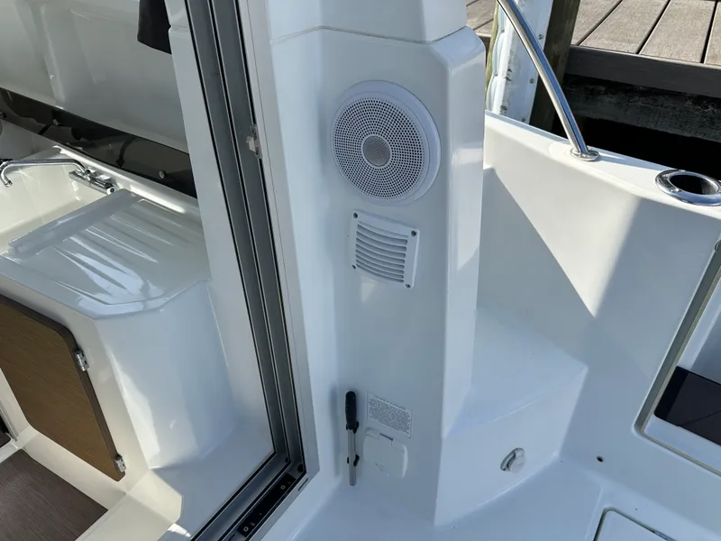 Slide: The Image of Beneteau ANTARES 8 2023 - 34