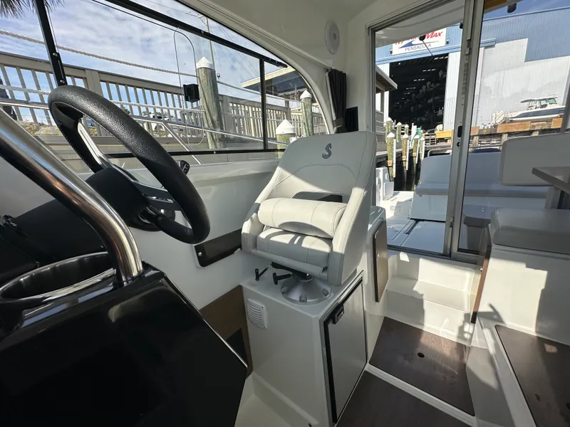 Slide: The Image of Beneteau ANTARES 8 2023 - 46