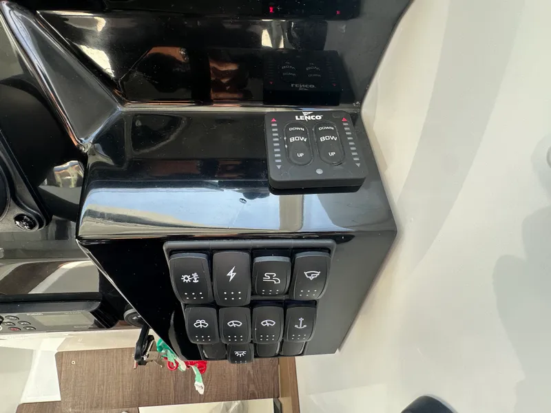 Slide: The Image of Beneteau ANTARES 8 2023 - 47