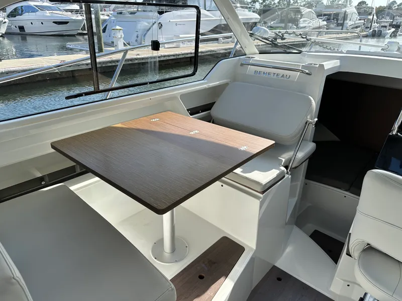 Slide: The Image of Beneteau ANTARES 8 2023 - 52