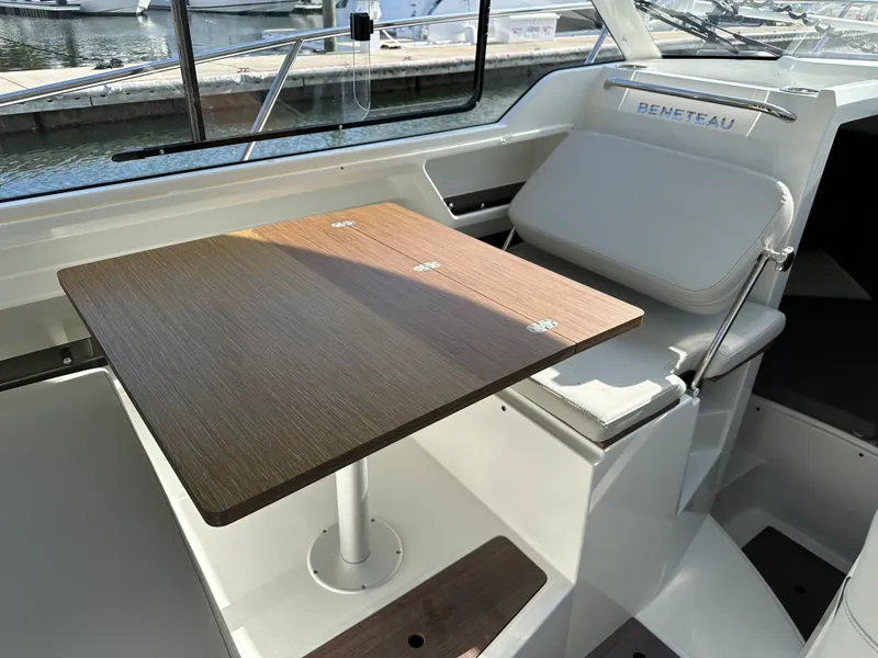 Slide: The Image of Beneteau ANTARES 8 2023 - 53