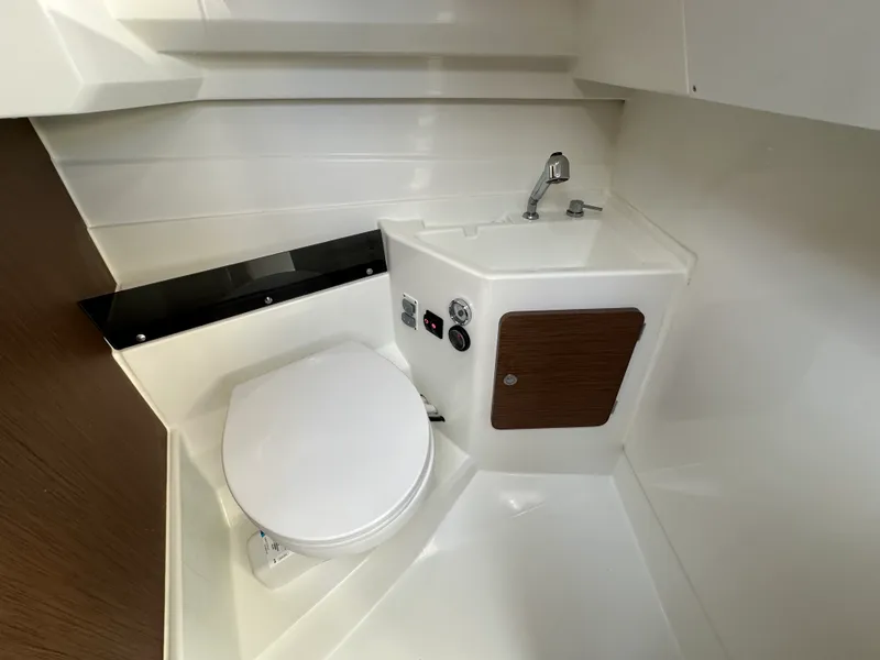 Slide: The Image of Beneteau ANTARES 8 2023 - 57