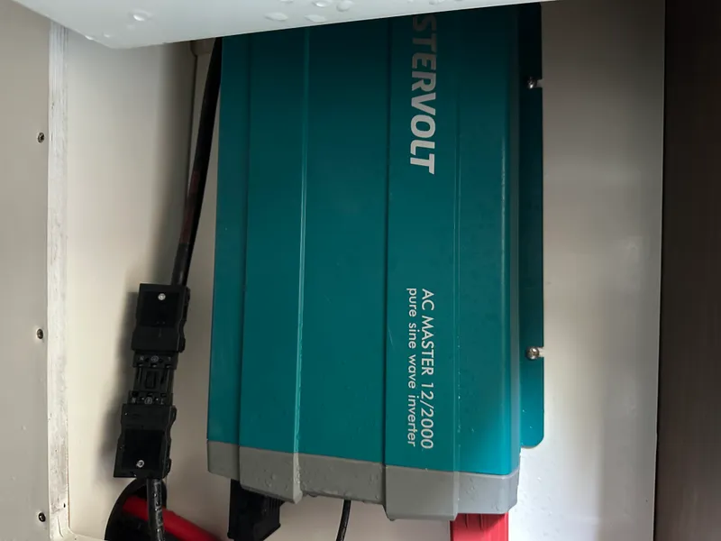 Slide: The Image of Beneteau ANTARES 8 2023 - 62