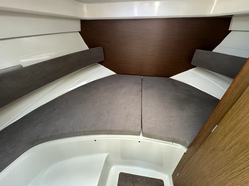 Slide: The Image of Beneteau ANTARES 8 2023 - 63