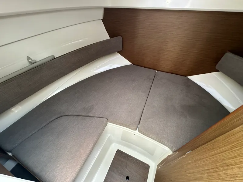 Slide: The Image of Beneteau ANTARES 8 2023 - 70