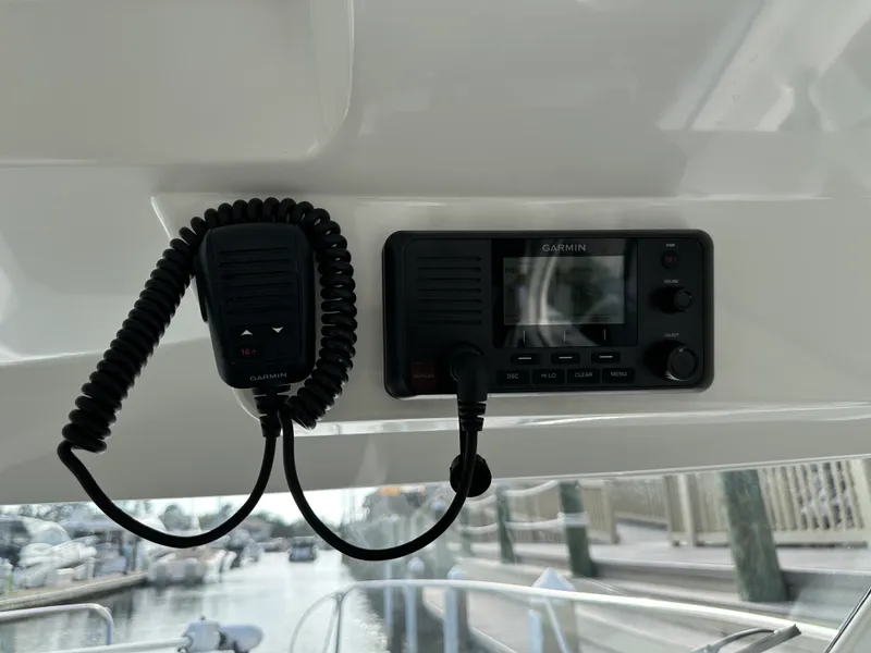 Slide: The Image of Beneteau ANTARES 8 2023 - 73