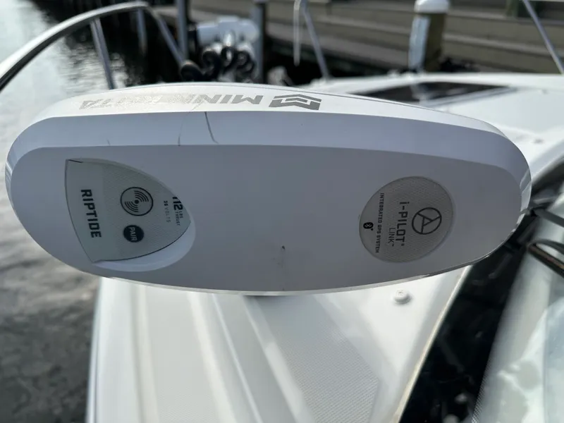 Slide: The Image of Beneteau ANTARES 8 2023 - 75