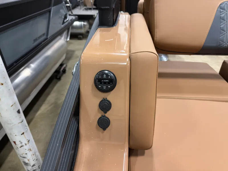 Slide: The Image of Harris Solstice 250 2026 - 32