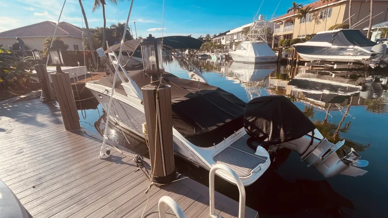 Slide: The Image of Sea Ray 270 SDX OB 2023 - 3