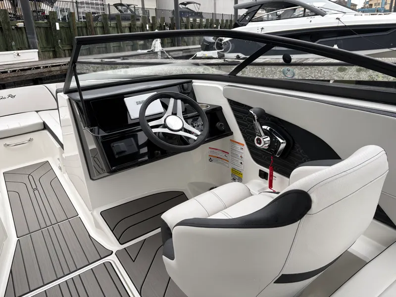 Slide: The Image of Sea Ray SPX 210 Outboard 2026 - 23